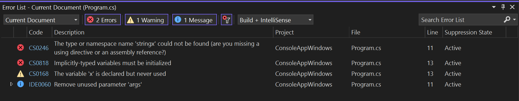 Screenshot che mostra le violazioni dell'analizzatore nella finestra Elenco errori.